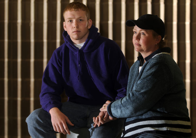 Sherrard wrestler draws inspiration from ailing mother